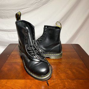 Dr Martens 1460 Smooth Leather Lace Up Boots